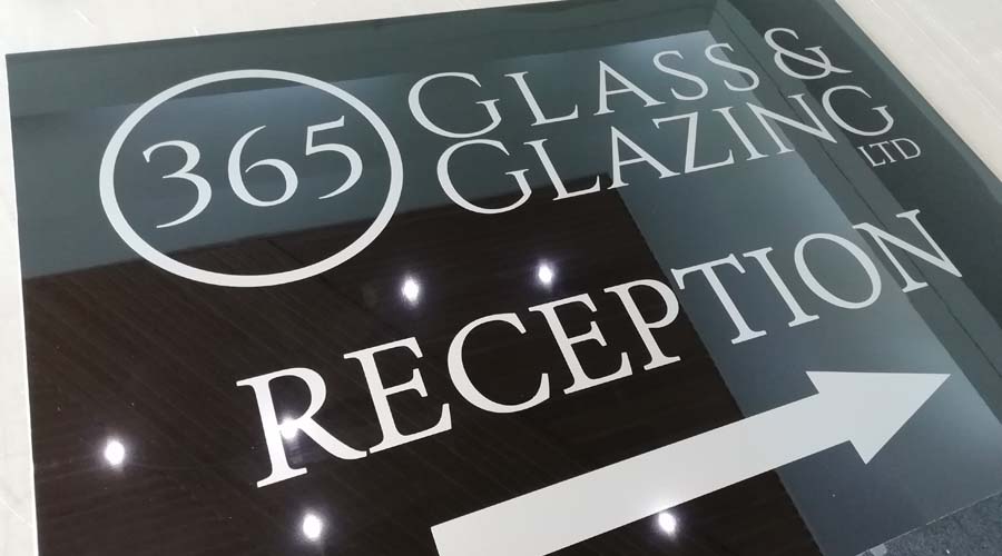 shop fascia's signage for 365 Glass & Glazing Ltd | Deco Studio