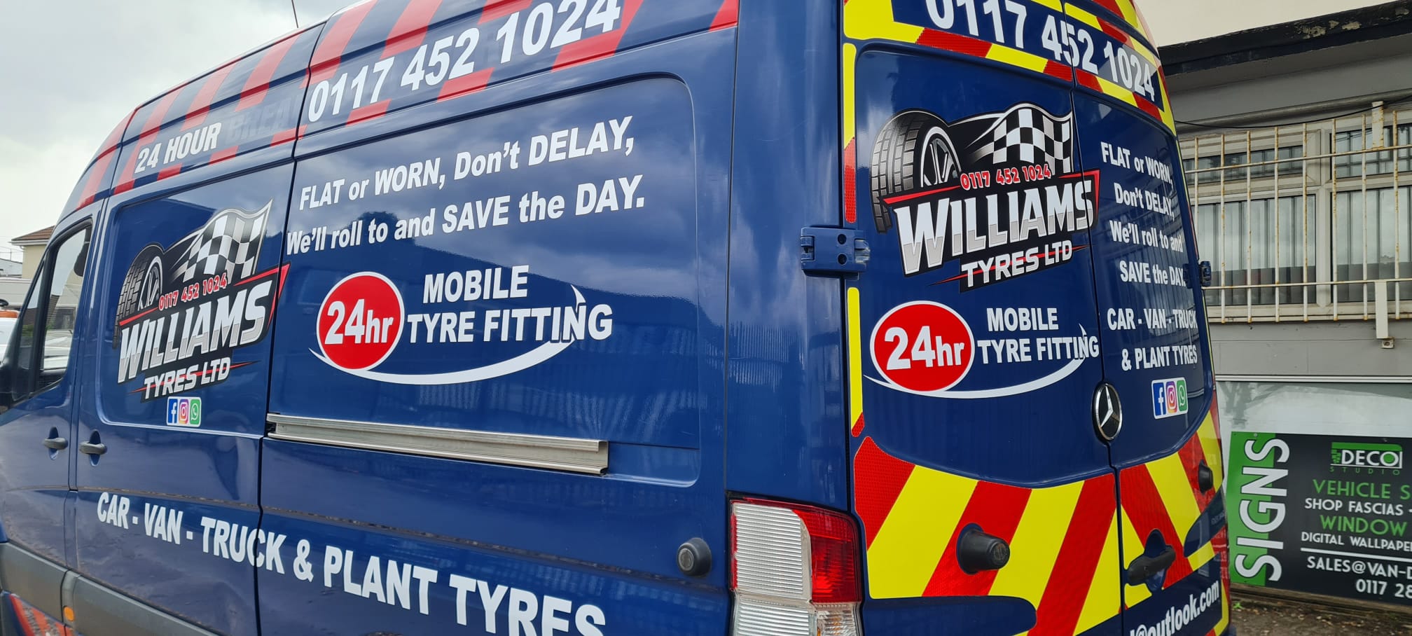 Van Graphics